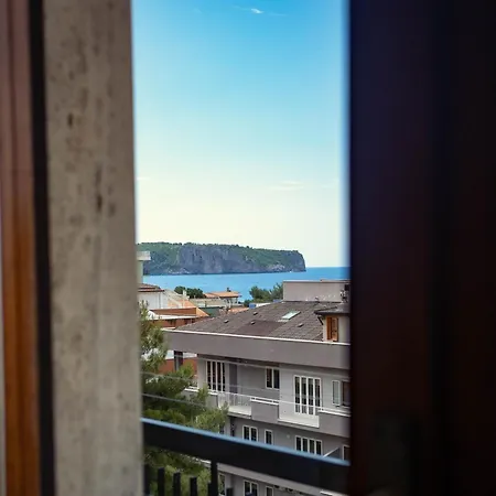 Апартаменты Sunset Sea View